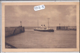 DIEPPE- LE PAQUEBOT VERSAILLE VENANT DE NEWHAVEN - Dieppe