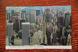 ETATS UNIS - NEW YORK : Looking North From The Empire State BUILDING - Andere Monumenten & Gebouwen