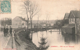 FRANCE - Corbeil - Une Vue Sur L'Essonne - Trois Hommes Sur La Route - Carte Postale Ancienne - Corbeil Essonnes