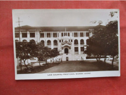 Law Courts Freetown. .  Sierra Leone  Africa > Sierra Leone     Ref 6319 - Sierra Leona