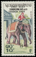 ** LAOS 70 : Année Du Réfugié, Surcharge RENVERSEE, TB. S - Laos