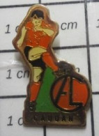 SP14 Pin's Pins / Beau Et Rare / SPORTS / FOOTBALL CLUB CAC CAUDAN BRETAGNE - Football