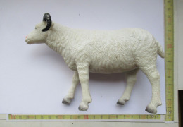 Lade 50  - Kunststoffen Schaap - Mouton En Plastique - 16 X 10 Cm - 87 Gram - Autres & Non Classés