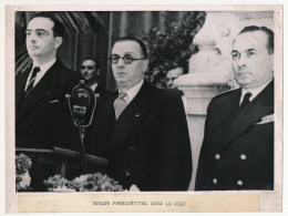 FRANCE - Photo De Presse - Voyage Présidentiel Dans Le Midi ( M. Le Président Félix Guin à Aix En Provence ) - Personalidades Famosas