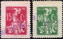 ESPAGNE / ESPANA / SPAIN - Ca.1930 AJUNTAMENT DE BARCELONA Sellos Municipales 15c Carmin Y 60c Verd - Usado - Steuermarken