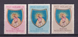 1954 Vaticano Vatican CHIUSURA ANNO MARIANO MATER MISERICORDIAE Serie Di 3 Valori MH Gomma Difettosa MARIAN YEAR CLOSING - Nuevos