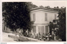 D06   BERRE LES ALPES  Le Café Des Alpes  ........ Carte Peu Courante - Contes