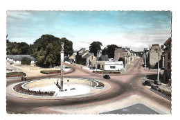 Alençon - Place Du Général De Gaulle Et Le Monument Aux Morts - Noms Des Architectes Au Dos - Coll Bazar Alençonnais - Alencon