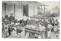 MOANDA - La Classe De La Mission - Congo Belge