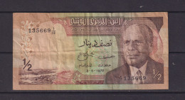 TUNISIA - 1972 Half Dinar Circulated Banknote - Tunisie