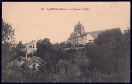 +++ CPA - France 86 - LUSIGNAN - Vienne - Le Côteau Et L'Eglise   // - Lusignan