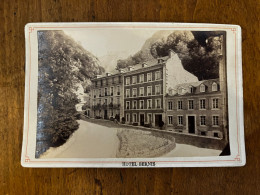 Eaux Bonnes * Photo CDV Cabinet Albuminée Photographe * Hôtel BERNIS & Maison  LAGOUARRE * Circa 1860/1890 - Eaux Bonnes