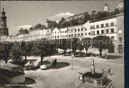 72032125 Burghausen Salzach Stadtplatz Brunnen Kirche Burghausen - Burghausen