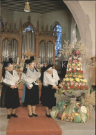 41785941 Oetlingen Weil Rhein St. Galluskirche Frauen In Markgraefler Tracht Wei - Weil Am Rhein