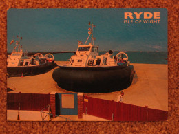 HOVERCRAFT AT RYDE - Aerodeslizadores