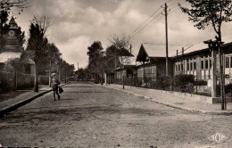 59 , Cpsm  St POL Sur MER , Cité Des Cheminots , Rue Pasteur , 141 (9818.F24) - Saint Pol Sur Mer