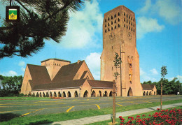 BELGIQUE - Oostduinkerke -  Vue Générale De L'église St Nicolas - Carte Postale - Oostrozebeke