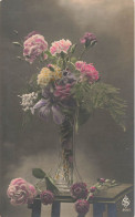 FANTAISIES - Fleurs Dans Une Vase - Colorisé - Carte Postale Ancienne - Other & Unclassified