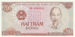 BANCONOTA VIETNAM 200 UNC  (B_515 - Viêt-Nam