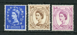 GRANDE BRETAGNE - ELISABETH II   - N° Yvert 263+269+270 ** - Unused Stamps