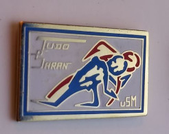 SP54 Pin's JUDO SARAN USM Loiret Achat Immédiat - Judo