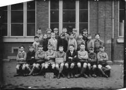 Photographie Originale  - Photo Scolaire - Photo De Classe - Ecole Communale De Montegnée 1939 - Dim 13/18cm - Personnes Identifiées