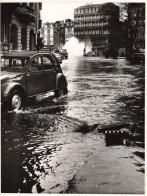 Photographie Originale  - Automobile - Inondations - Dim 18/24 Cm - Lieux