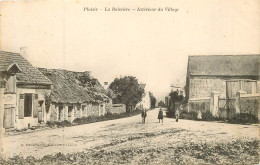 PLAISIR La Boissière, Intérieur Du Village - Plaisir