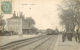 PLAISIR La Gare (train) - Plaisir