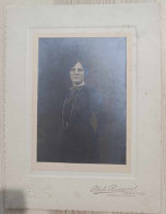 Photographie Originale Dans Cadre Carton - Portrait De Femme - Lydie Charles 1912 - 18/24 Cm - Personnes Identifiées