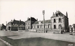 41 - DROUE _S26306_ L'Ecole Des Filles - CPSM 14x9 Cm - Droue