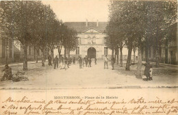 MONTESSON Place De La Mairie - Montesson