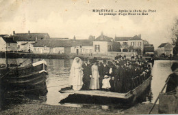 - MONETEAU (89) - Après La Chute Du Pont, Passage De La Noce De Gabrielle Petitjean En Bac -26700- - Moneteau