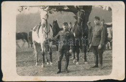 II Világháborús Lovas Katonák, Fotólap, Lapszéli Sérülésekkel, 8,5×13,5 Cm - Altri & Non Classificati