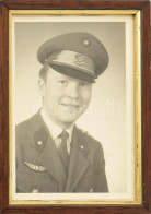 Cca 1960 Osztrák Repülőtiszt Portréja, Fotólap, üvegezett Fakeretben, Keret: 16x11 Cm - Altri & Non Classificati