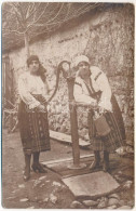 * T2/T3 1921 Brassó, Kronstadt, Brasov; Kút, Erdélyi Folklór / Well, Transylvanian Folklore. Photo (fa) - Non Classés