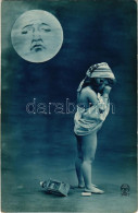 * T1/T2 Kisgyerek A Holddal / Little Child With The Moon - Sin Clasificación