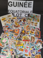 VRAC GUINEE EQUATORIALE 80 G ,LOT C DECOLLES, MODERNES, GRANDS 散装赤道几内亚 80 克 C，大量，现代，大号 LARGE OFF PAPER - Lots & Kiloware (mixtures) - Max. 999 Stamps