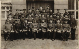 T2/T3 1909 Berlin, Charlottenburg, German Military, Group Of Soldiers. Photo (kis Szakadás / Small Tear) - Non Classés