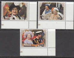 1985 Niue Queen Mother Royalty Complete Set Of 3  MNH - Niue