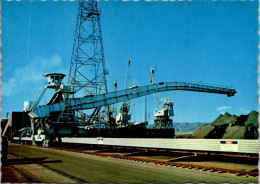 9-2-2024 (3 X 41)  Australia - SA - (Port Pirie) A Crane Loading Lead Concentrates - Autres & Non Classés