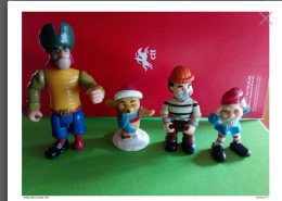 Lot 4 Figures, Figurines, Pvc,plastic. Used - Autres & Non Classés