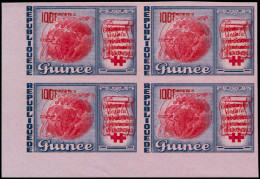 ** GUINEE REPUBLIQUE - Poste - 169, Bloc De 4 Non Dentelé, Double Impression Du Rouge: Centenaire Croix-Rouge - Guinea (1958-...)