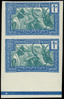 ** MADAGASCAR - Poste - 161Aa, Paire Verticale Non Dentelée, Bdf: 1c. Attelage De Zébus - Unused Stamps