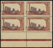 ** TUNISIE - Poste - 36, Bloc De 4, Centre Déplacé, Bdf: 30c. Brun-rouge Et Violet - Unused Stamps