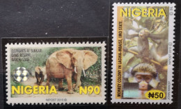 Nigeria 2010 Wildlebende Säugetiere 2v Affe Elefant Mit Hologram Set - Nigeria (1961-...)