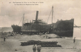 St Jean De Monts ? St Gilles ? * Renflouement Bateau Cargo Commerce POHREA Côtes Vendée , Tranchée Manoeuvre Câbles - Saint Jean De Monts