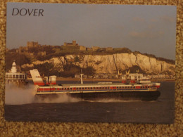 HOVERSPEED HOVERCRAFT PASSING DOVER - Aéroglisseurs