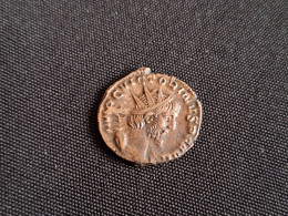 Pièces De Monnaie Antiques Romaines  Antoninien De Victorin, Usurpateur. Revers PIETAS.tb Etat - Andere - Europa