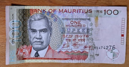 2022 MAURITIUS MAURICE 100 RUPEES P-56 Renganaden Seeneevassen - Court House, Port Louis Circulated - See Pictures - Maurice